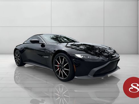 Used 2019 Aston Martin V8 Vantage Coupe image 9