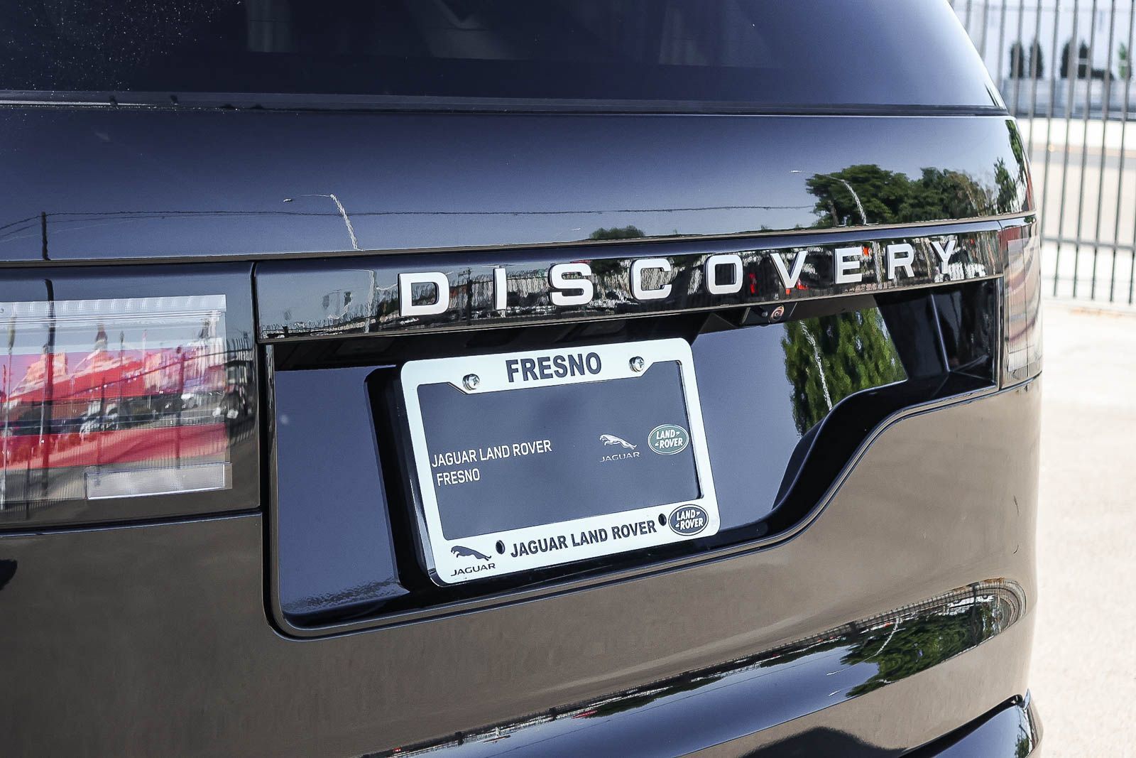 New 2026 Land Rover Discovery Limited Edition AWD/4WD image 12