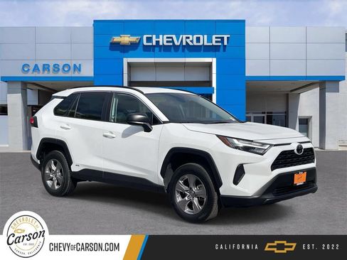 Used 2025 Toyota RAV4 LE AWD/4WD image 1