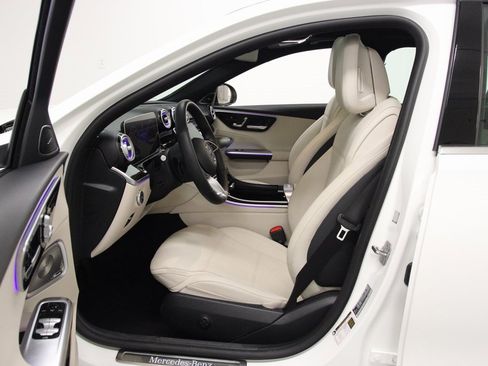 Certified 2025 Mercedes-Benz C 300 4MATIC Sedan image 17