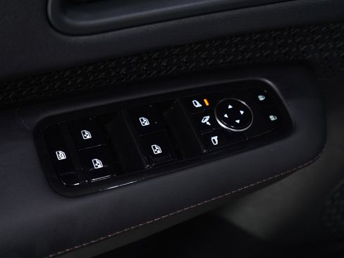 Used 2024 Nissan Ariya ENGAGE+ e-4ORCE image 22