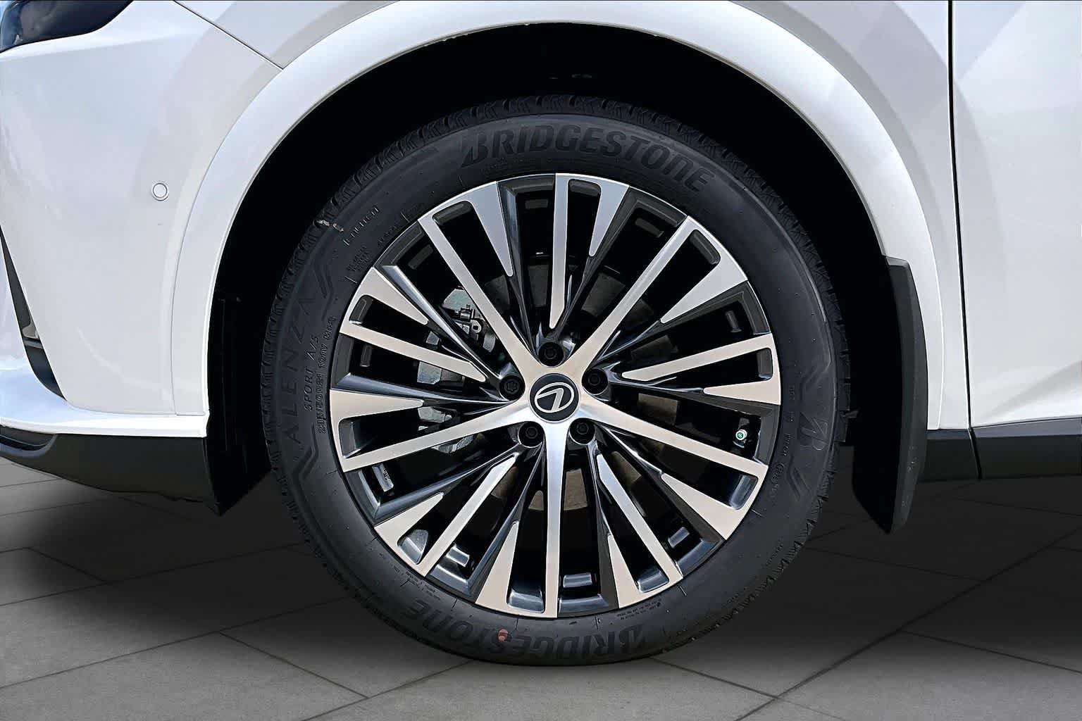 New 2026 Lexus RX 350 AWD/4WD image 11