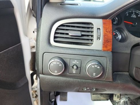 Used 2011 Chevrolet Silverado 2500 LTZ w/ LTZ Plus Package image 15