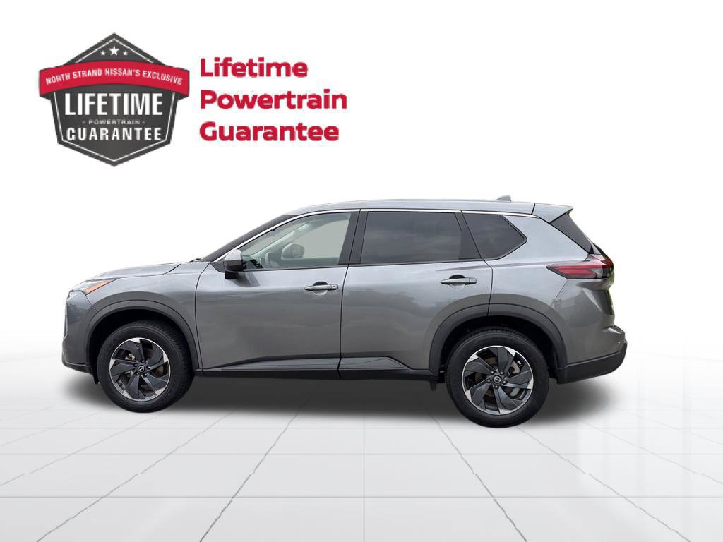Certified 2025 Nissan Rogue SV FWD image 2