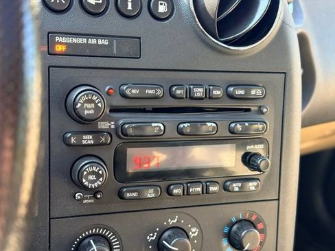 Used 2008 Pontiac Grand Prix w/ Sun And Sound Package FWD image 11