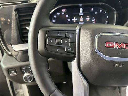 Used 2024 GMC Sierra 1500 SLE image 15