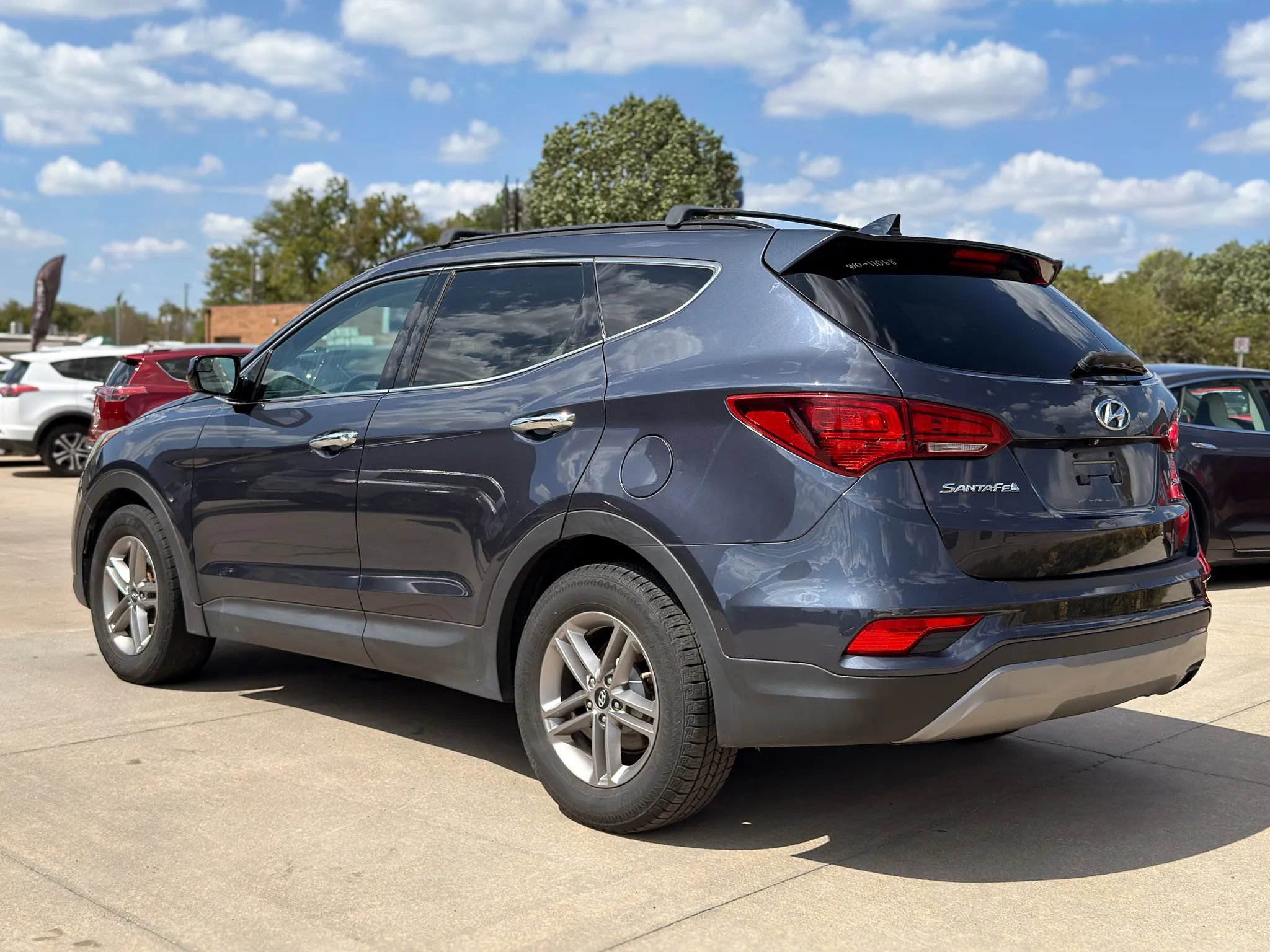 Used 2017 Hyundai Santa Fe Sport FWD image 5