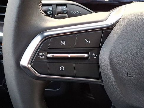 Used 2025 Chevrolet Tahoe LT image 23