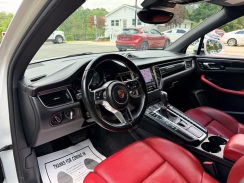 Used 2017 Porsche Macan S AWD/4WD image 19