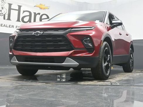 Used 2024 Chevrolet Blazer LT w/ Midnight/Sport Edition image 4