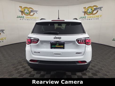 Used 2023 Jeep Compass Latitude AWD/4WD image 9