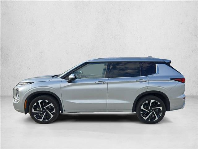 Used 2023 Mitsubishi Outlander SEL FWD image 8