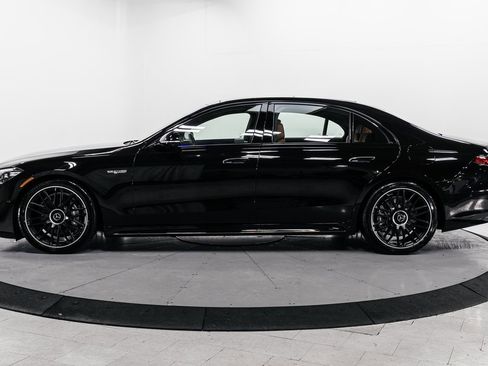 Used 2024 Mercedes-Benz S 63 AMG S image 4