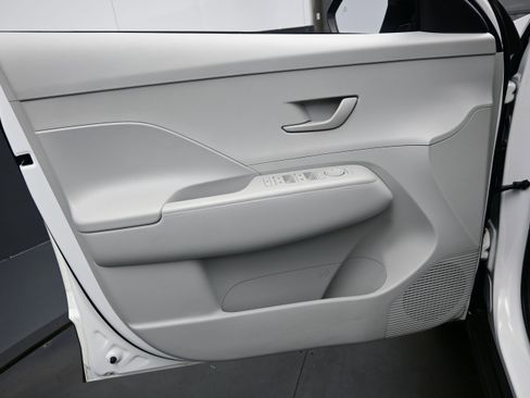 Certified 2026 Hyundai Kona SEL Sport AWD/4WD image 9
