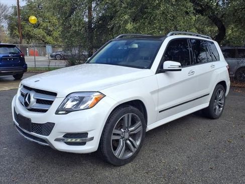 Used 2014 Mercedes-Benz GLK 350 2WD image 3