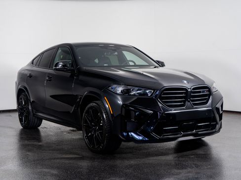 Used 2025 BMW X6 M Competition image 4