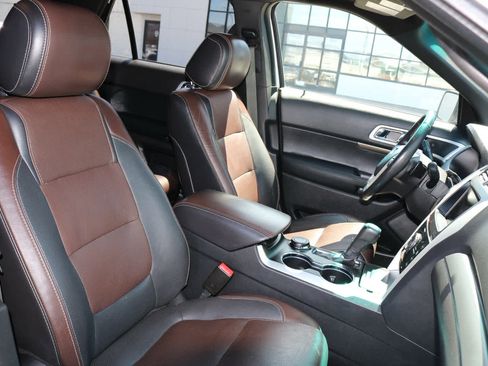 Used 2015 Ford Explorer Sport w/ Equipment Group 401A AWD/4WD image 22