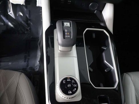 New 2025 Mitsubishi Outlander AWD image 54