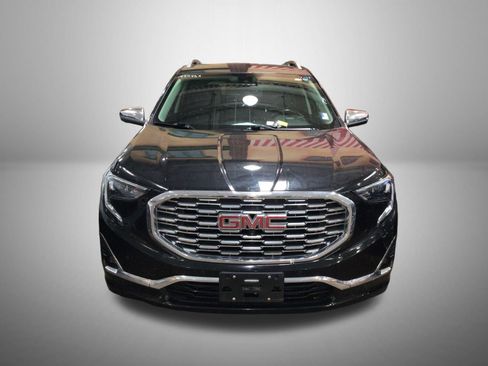 Used 2020 GMC Terrain Denali w/ Denali Premium Package AWD/4WD image 2