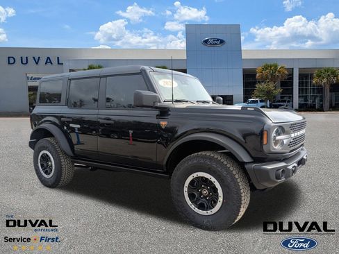 New 2025 Ford Bronco Badlands w/ Sasquatch Package image 1