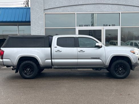 Used 2022 Toyota Tacoma SR5 w/ Black Out Package (TMS) image 3