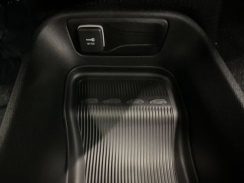 New 2026 Chrysler Pacifica Select AWD/4WD image 41