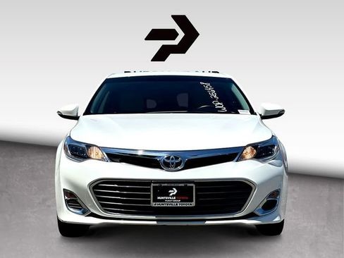 Used 2015 Toyota Avalon XLE FWD image 3