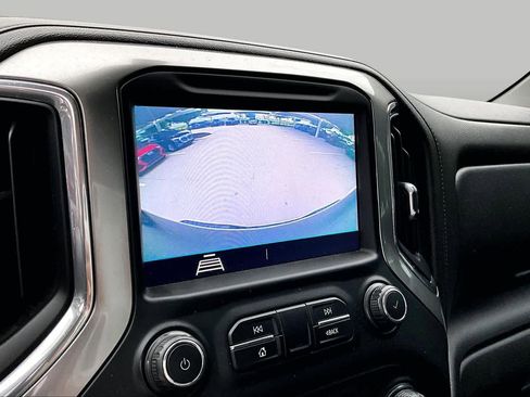 Used 2020 Chevrolet Silverado 1500 LT AWD/4WD image 32