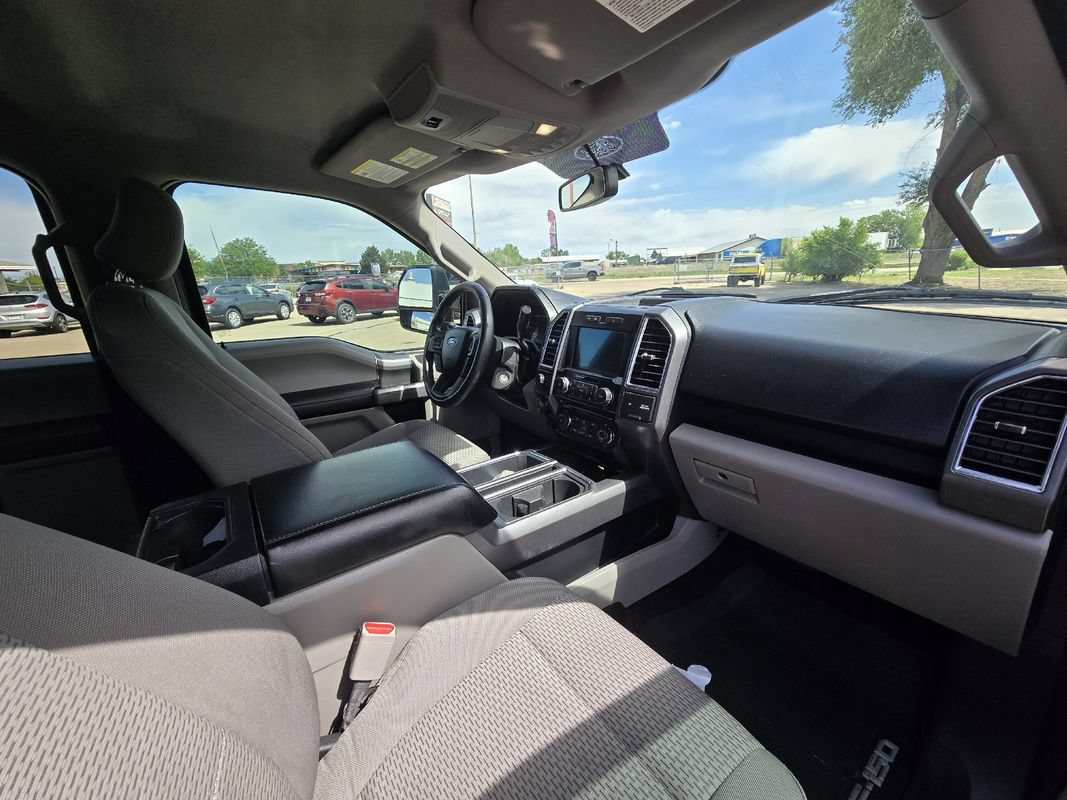 Used 2016 Ford F150 XLT w/ Equipment Group 302A Luxury AWD/4WD image 17