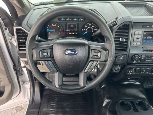 Used 2016 Ford F150 XL w/ Equipment Group 101A Mid RWD image 12
