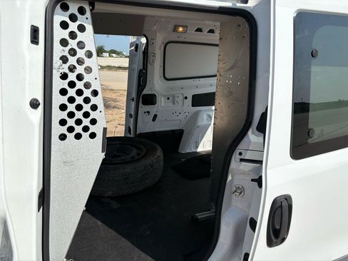 Used 2017 RAM ProMaster City Tradesman w/ Rear Back-up Camera Group FWD image 13