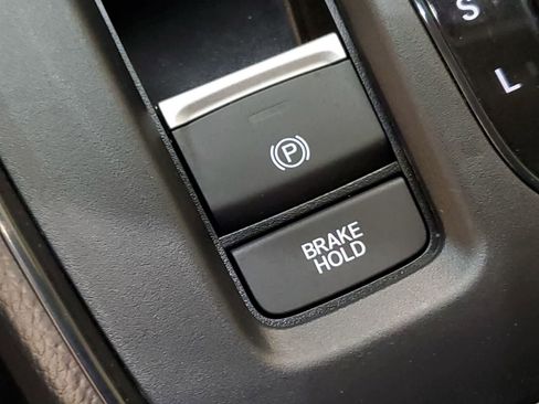 Certified 2025 Honda CR-V LX image 30