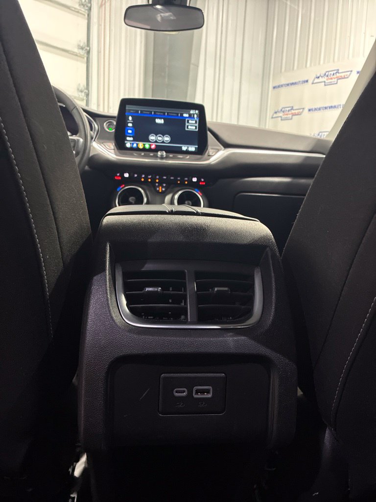 Used 2025 Chevrolet Blazer LT AWD/4WD image 31