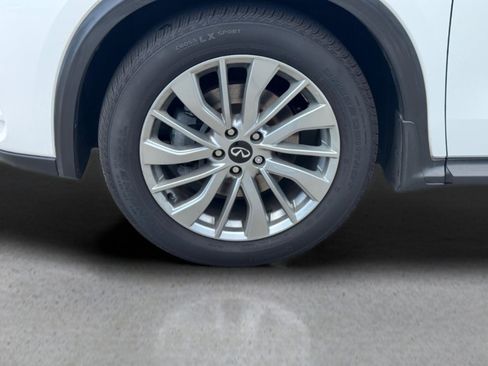 Used 2023 INFINITI QX50 Pure AWD/4WD image 9
