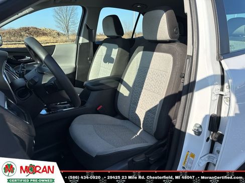 Used 2023 Chevrolet Equinox LS image 11