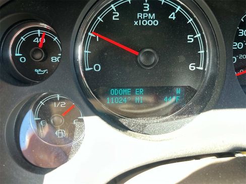 Used 2012 Chevrolet Avalanche LTZ image 21