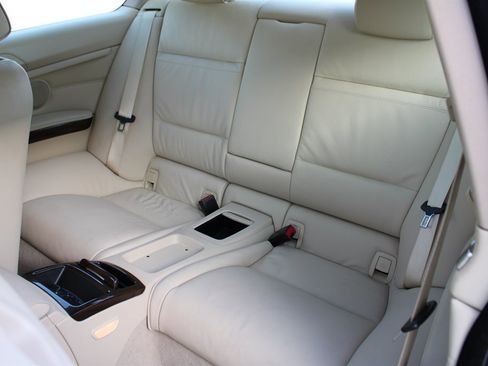 Used 2009 BMW 328i Coupe image 15