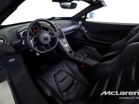 Used 2015 McLaren 650S Spider image 14