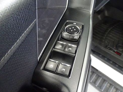 Used 2022 Ford F150 XLT w/ Equipment Group 302A High AWD/4WD image 10