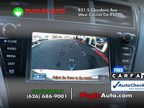 Used 2013 Toyota Prius V Five image 34