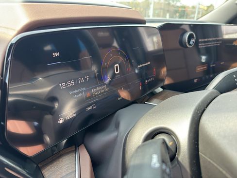 New 2026 Chevrolet Tahoe High Country w/ Sun And Tow Package image 18