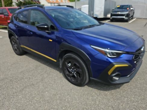Used 2024 Subaru Crosstrek 2.5i Sport AWD/4WD image 2
