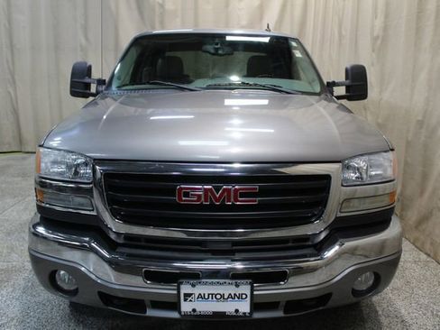Used 2006 GMC Sierra 2500 SLT w/ Onstar Plus Package image 8