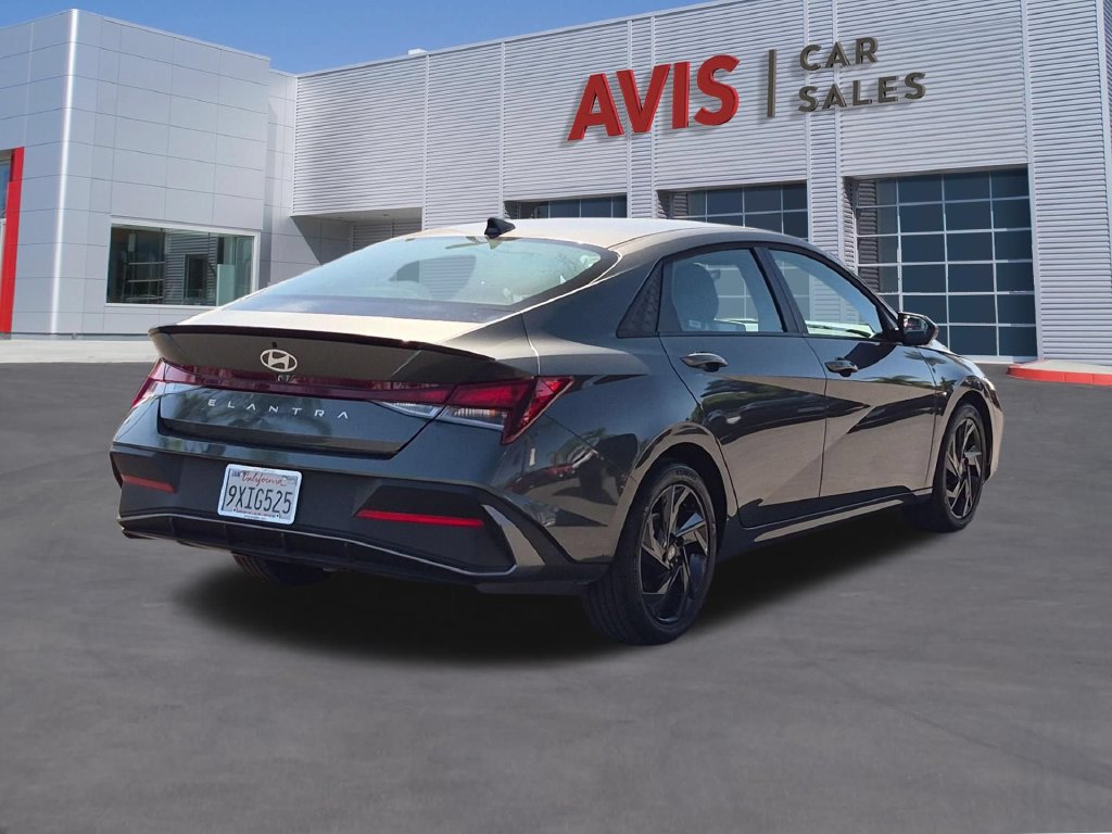 Used 2026 Hyundai Elantra Sport FWD image 6