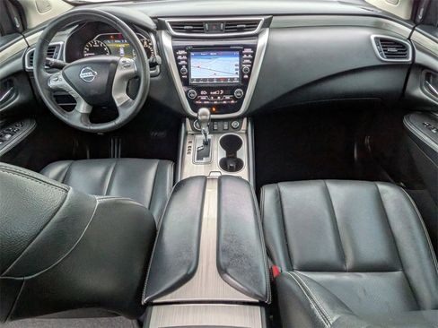 Used 2017 Nissan Murano SV w/ Premium Plus Package image 19