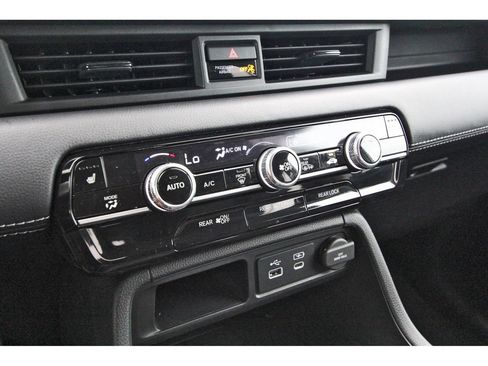 Used 2023 Honda Pilot EX-L image 23