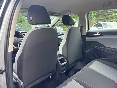 Certified 2023 Volkswagen Taos S FWD image 25
