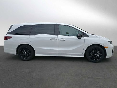 Used 2025 Honda Odyssey Sport-L image 2