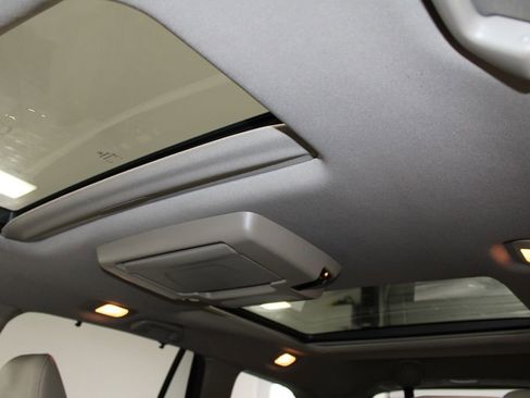 Used 2019 Honda Pilot Elite image 53