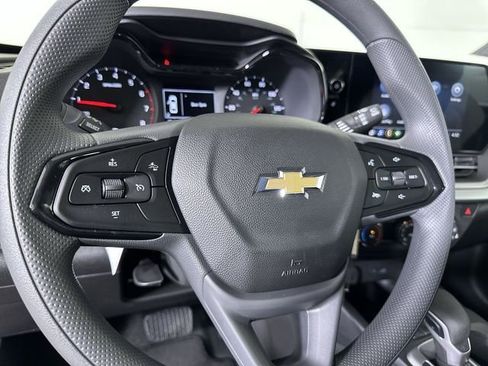 New 2026 Chevrolet Trax LS FWD image 11